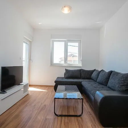 Petrusic Supetarska Draga