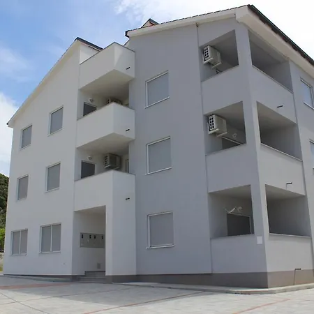 Apartment Petrusic