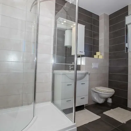 Petrusic Apartment
