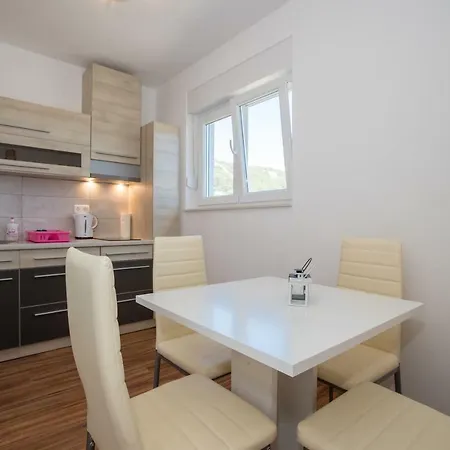 Apartment Petrusic